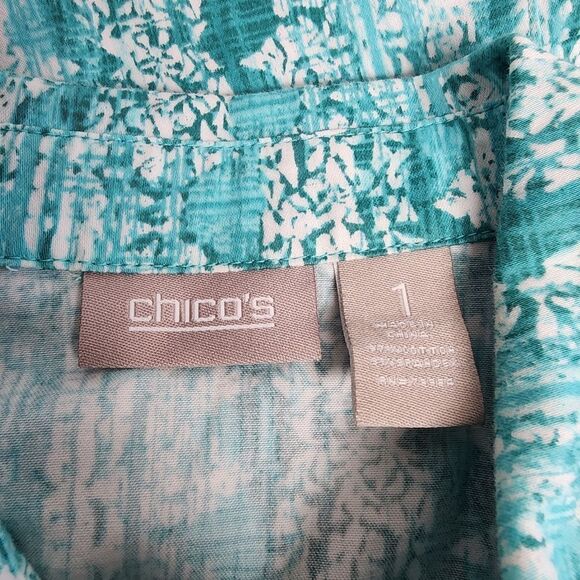 Chico's Teal, Blue, & White Short Sleeve Button Down Shirt (1) - Picture 3 of 6